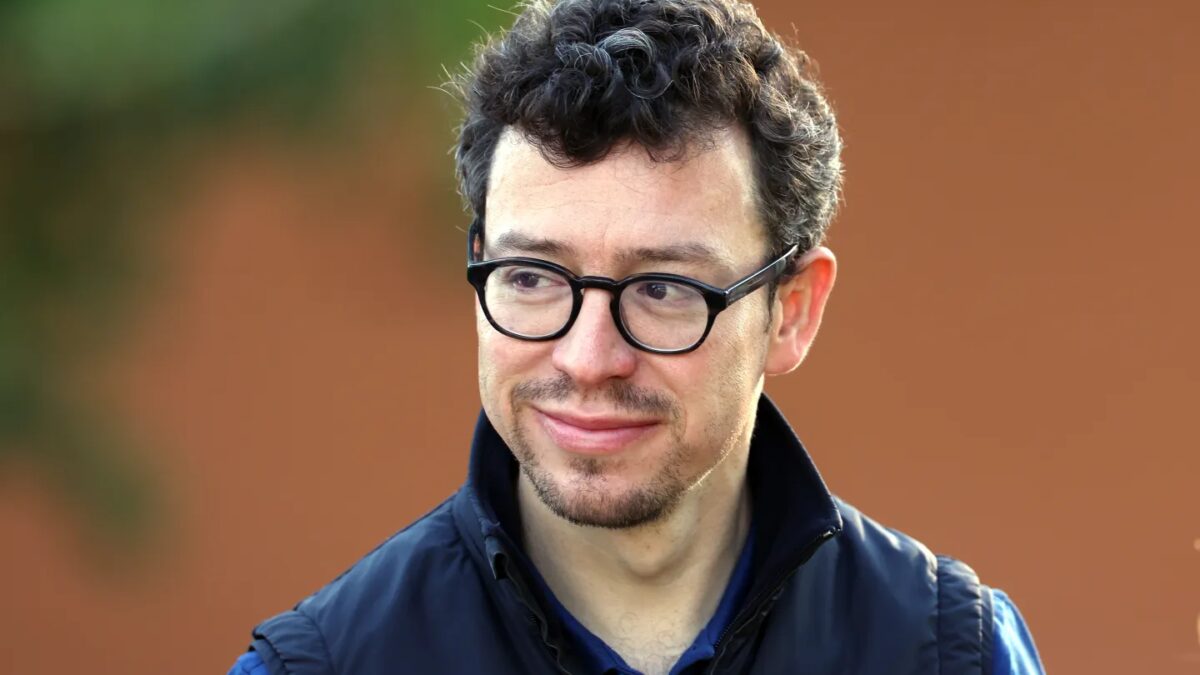 Duolingo заменит подрядчиков на искусственный интеллект