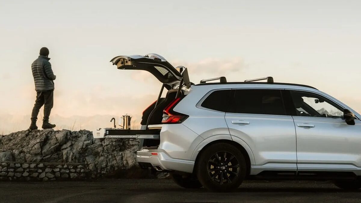 Honda показала кемпер CR-V с раковиной и двуспальной кроватью