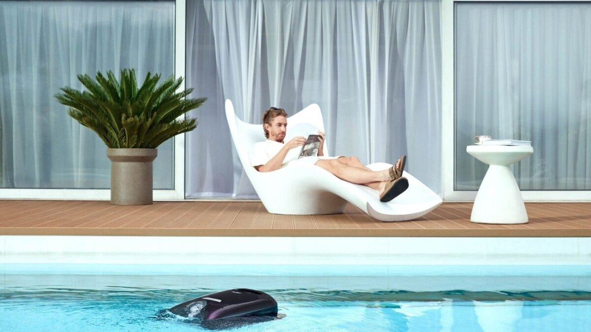 Beatbot выпустила умных роботов для чистки бассейнов с ИИ и автопарковкой