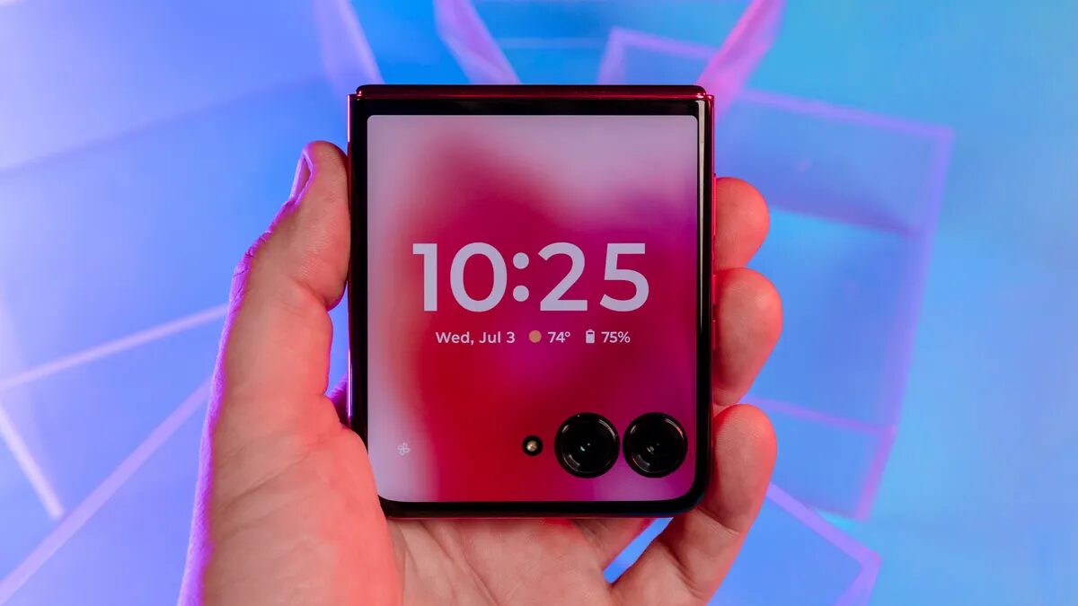 Три новых складных смартфона Motorola Razr представят 24 апреля