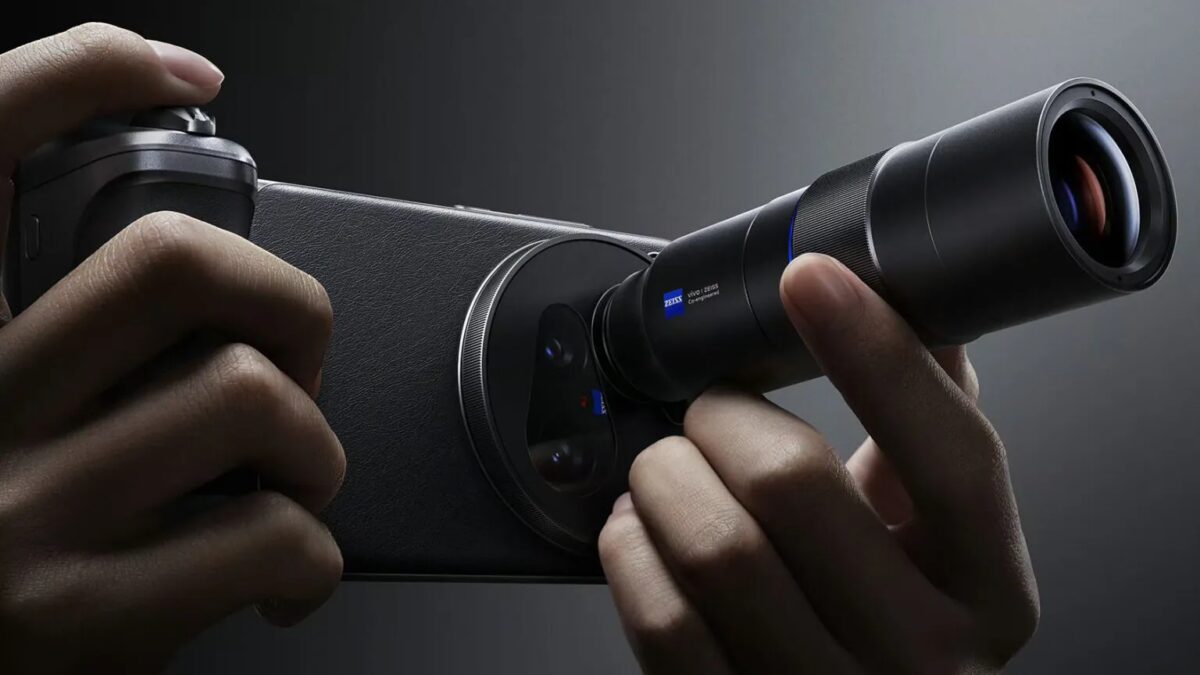 Представлен vivo X200 Ultra: новый флагман с уникальной камерой и дополнительным объективом