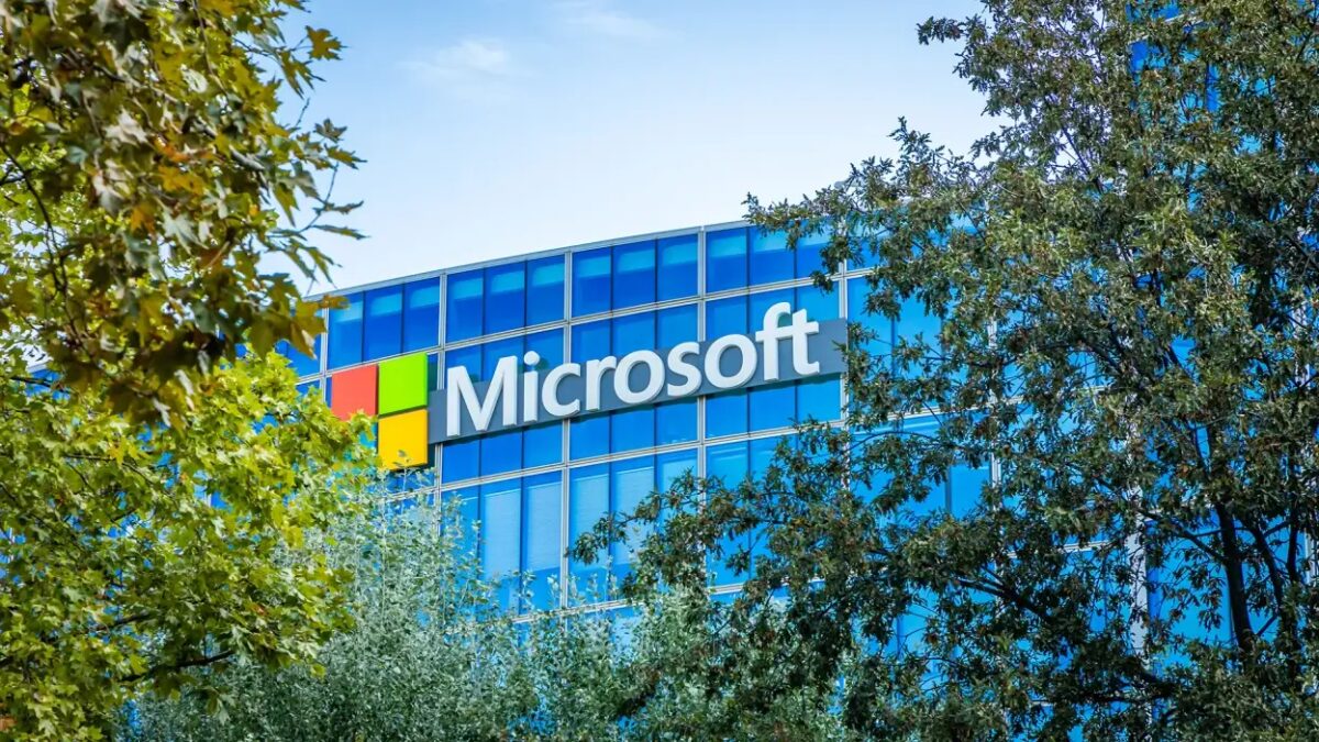 Microsoft уволит 3% сотрудников