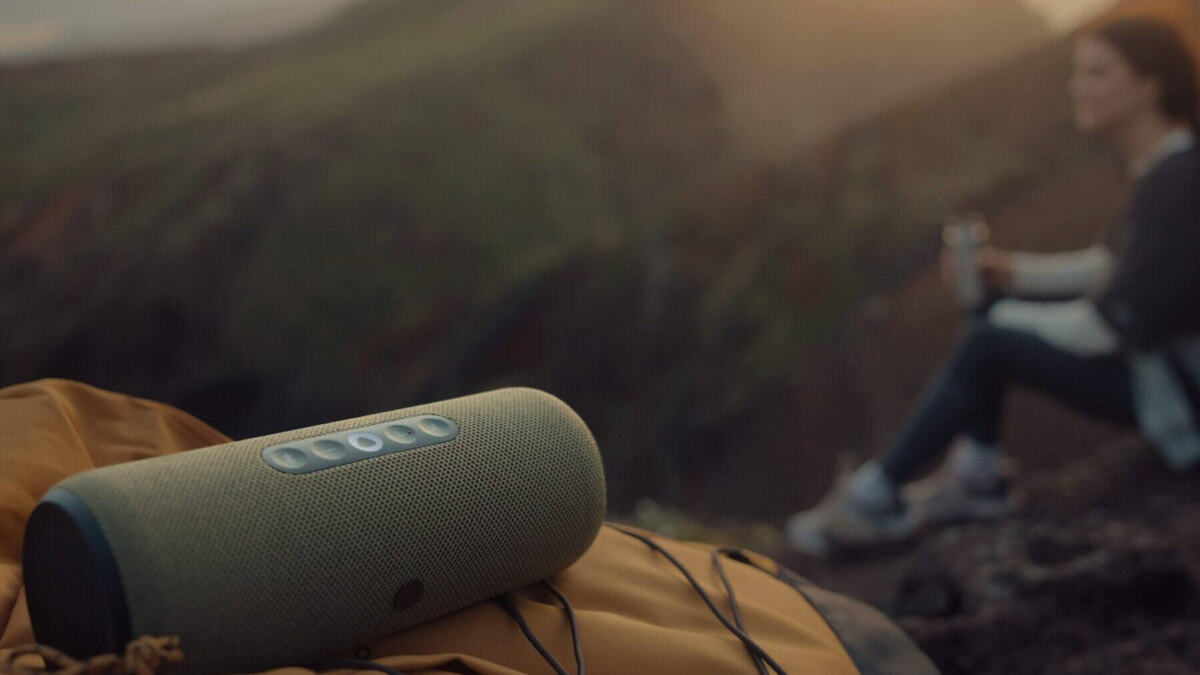 Первая портативная колонка с Алисой — Яндекс Станция Стрит — поступила в продажу