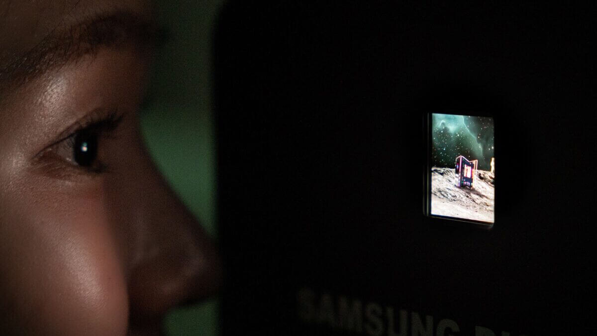 Samsung представил сверхчёткую OLEDoS-панель с плотностью 5000 ppi