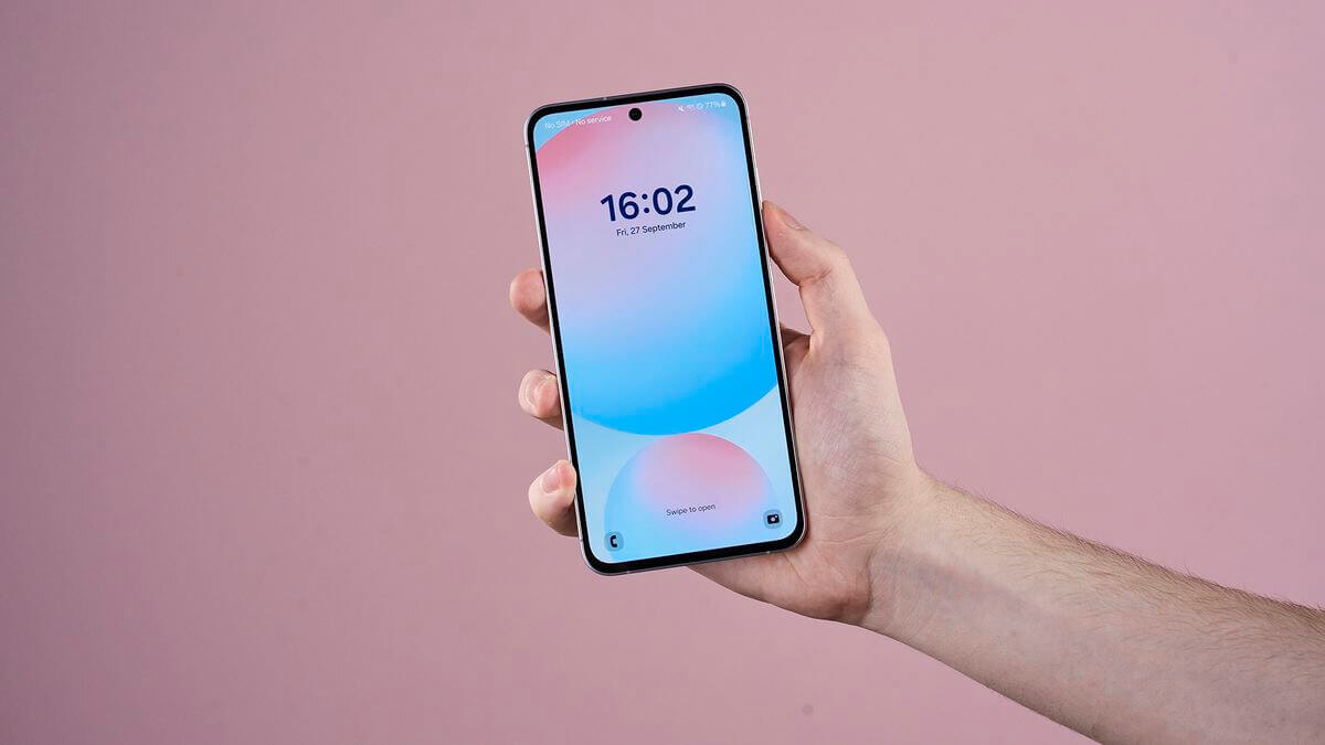 Galaxy S25 FE получит новую фронтальную камеру — впервые за два года