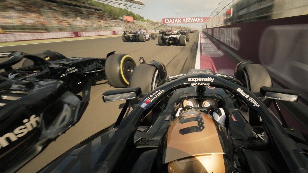 Фильм Apple «F1» с Брэдом Питтом собрал $55 млн в премьерный уикенд