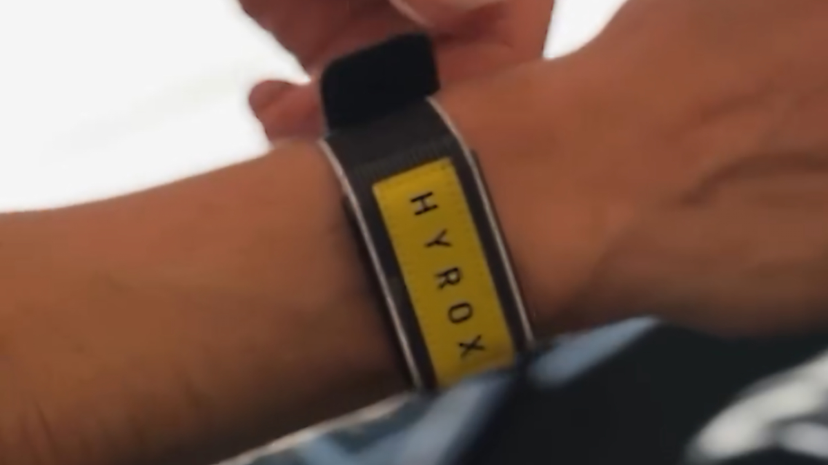 Представлен фитнес-браслет Amazfit Helio Strap с системой BioCharge