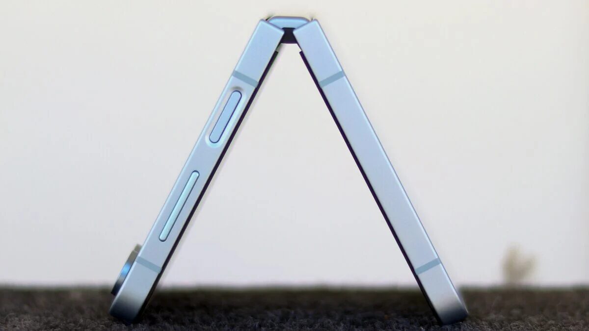 Xiaomi представит Mix Flip 2 до презентации Samsung Galaxy Z Flip 7