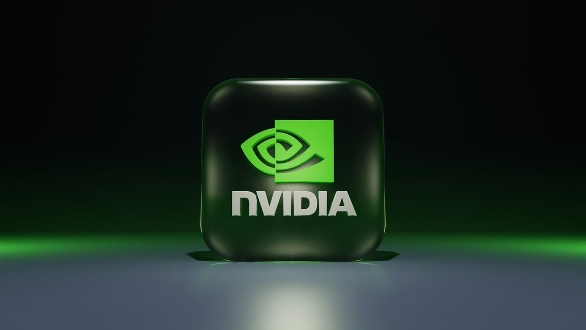 Акции Nvidia просели после масштабной сделки AMD с OpenAI