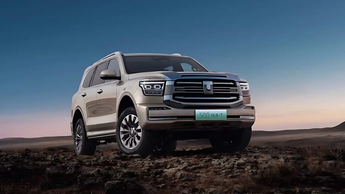 В России представлен гибридный Tank 500 Hi-Charge на 394 силы