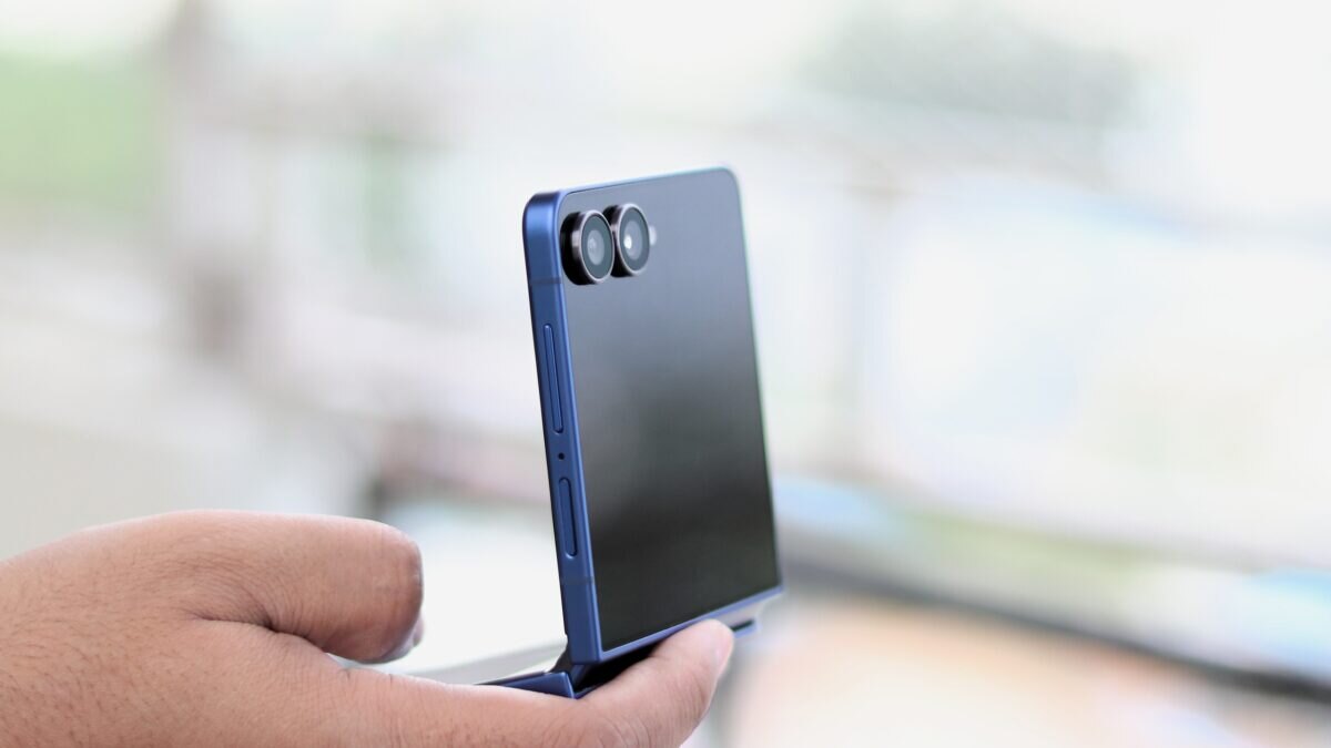 Galaxy Z Flip 7 получил поддержку UWB только в версии для Южной Кореи