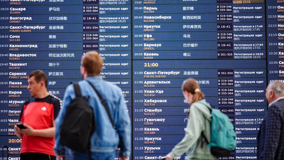 Хакеры заявили о полном уничтожении ИТ-систем «Аэрофлота»: отмена рейсов, падение акций