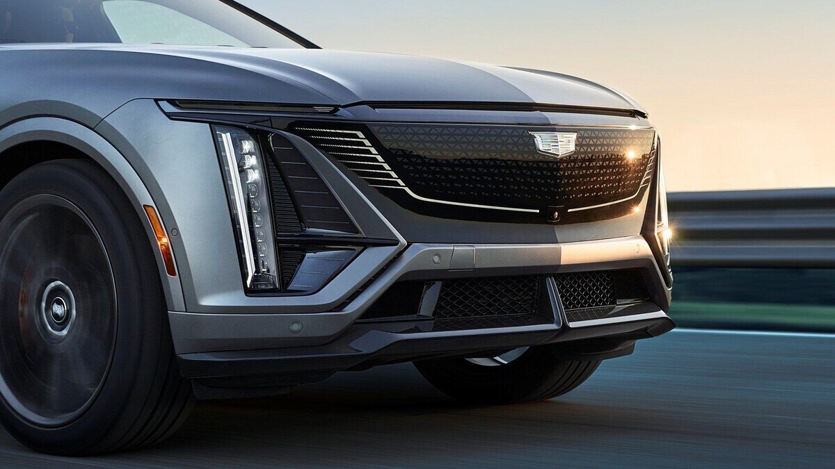 Cadillac Lyriq 2026 получил стандартную систему Super Cruise и новую линейку комплектаций