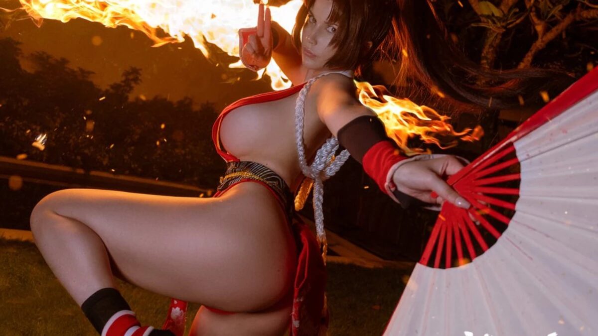 Они делают игры сексуальнее: 15 лучших косплеерш 2025 года 18+. Часть 2