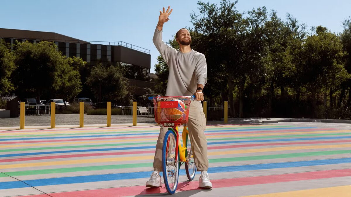 Звезда NBA Стеф Карри станет консультантом Google по продуктам и ИИ