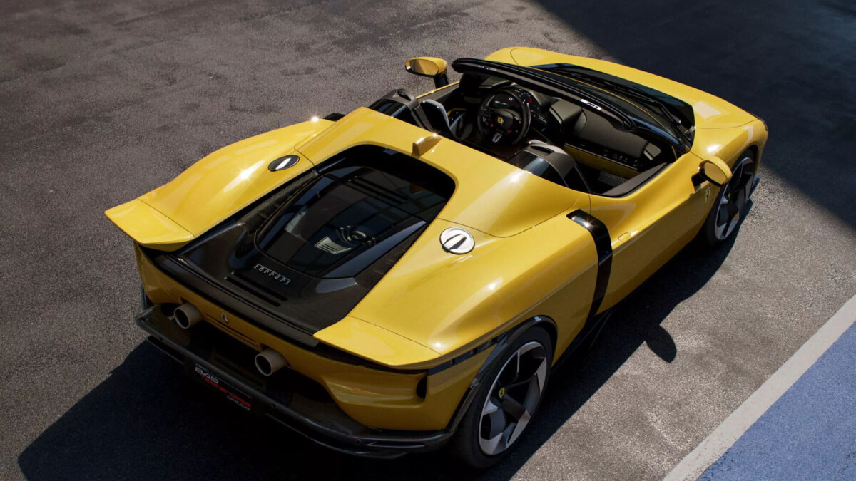 Ferrari представила новый среднемоторный спорткар 849 Testarossa с гибридным V8