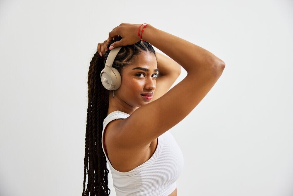 JBL представила обновлённую линейку наушников Tune с четырьмя новыми моделями