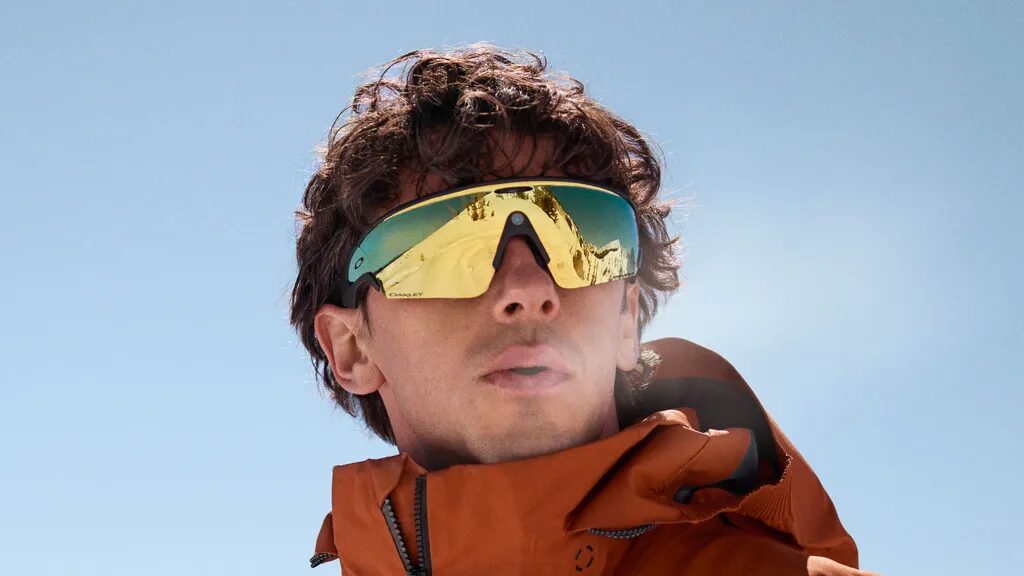 Oakley Meta* Vanguard: умные очки для спортсменов с камерой и защитой IP67