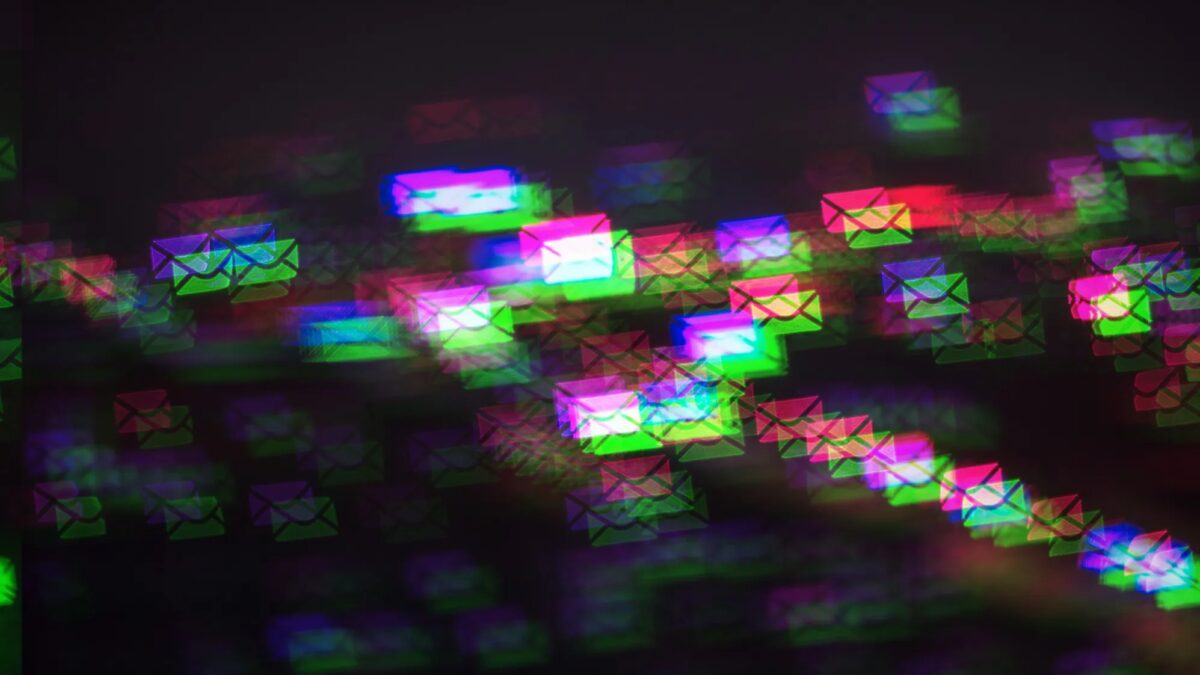 Хакеры атаковали Oracle и рассылают письма с угрозами руководителям компаний