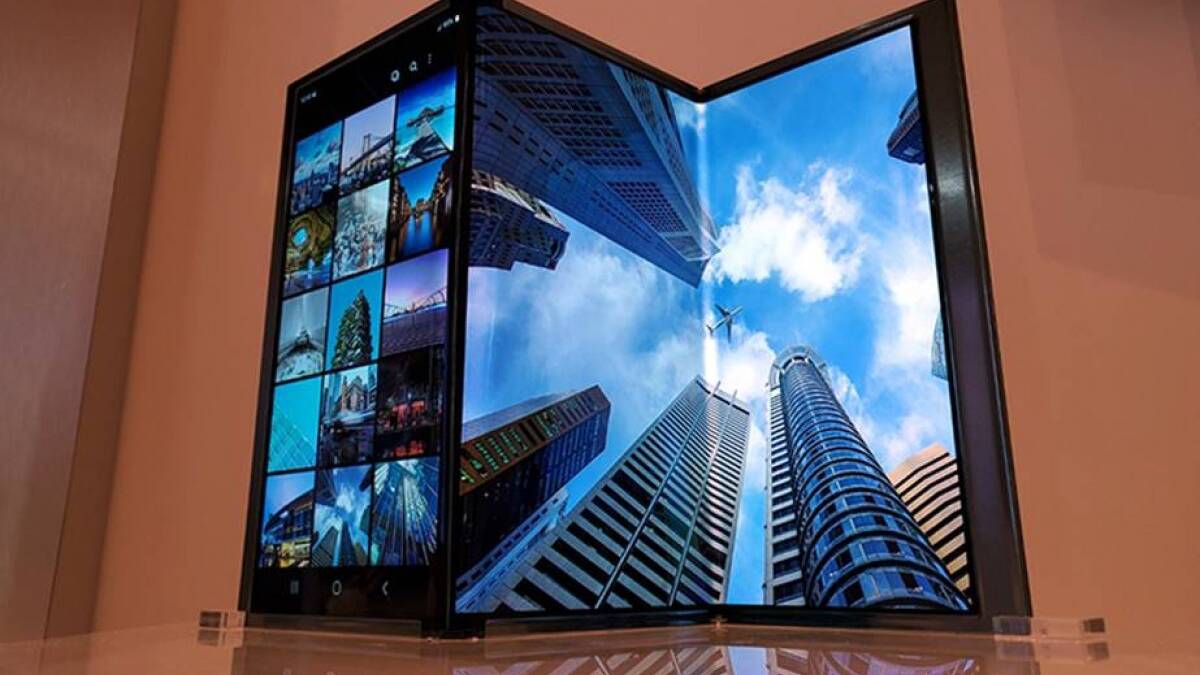 Трифолд-смартфон Samsung может выйти уже на этой неделе 3 gsmarena 000