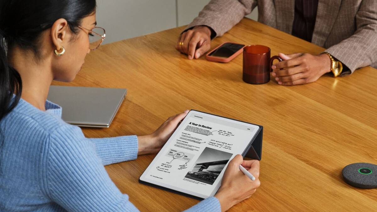 Amazon представила новые Kindle Scribe, включая модель с цветным экраном