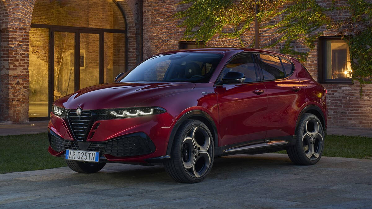 Обновлённый кроссовер Alfa Romeo Tonale получил свежий дизайн и новую версию Sport Special