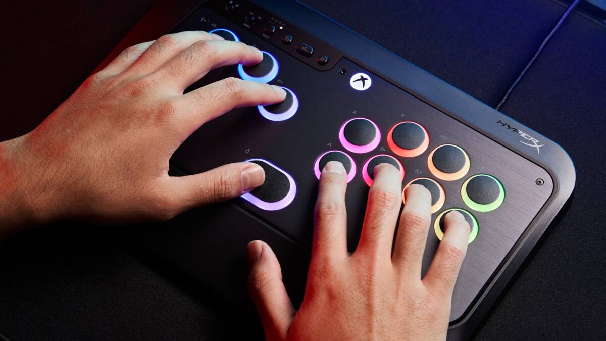 CES 2026: HyperX представляет бесрычажный джойстик Clutch Tachi с тактильными и магнитными переключателями