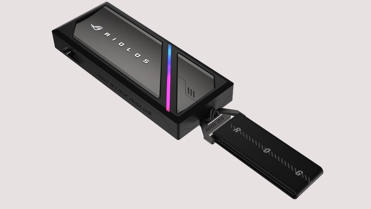 Asus представила внешний бокс ROG Strix Aiolos для M.2 SSD со скоростью до 20 Гбит/с