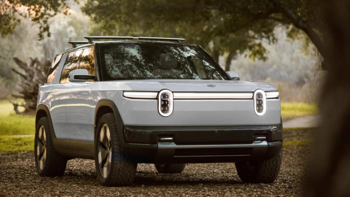 Rivian R2 Performance доступен за $57 990 с богатой комплектацией