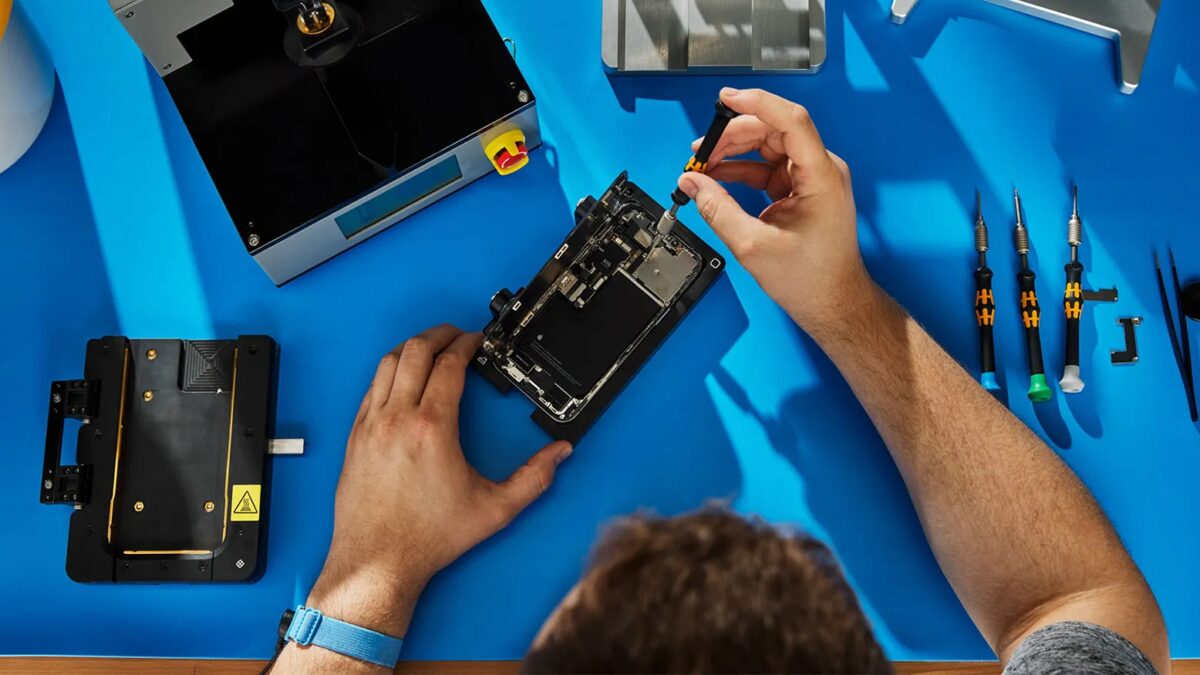 Apple выпустила инструкции по ремонту iPhone 17e, MacBook Neo и других моделей