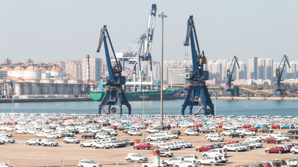 Американские автопроизводители просят Трампа не ослаблять ограничения на китайские электромобили