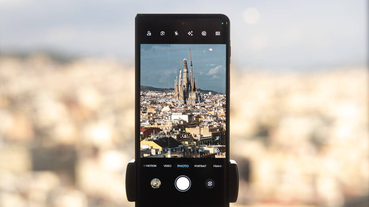 Motorola Razr Fold выходит на рынок как настоящий флагман со стилусом и большой батареей