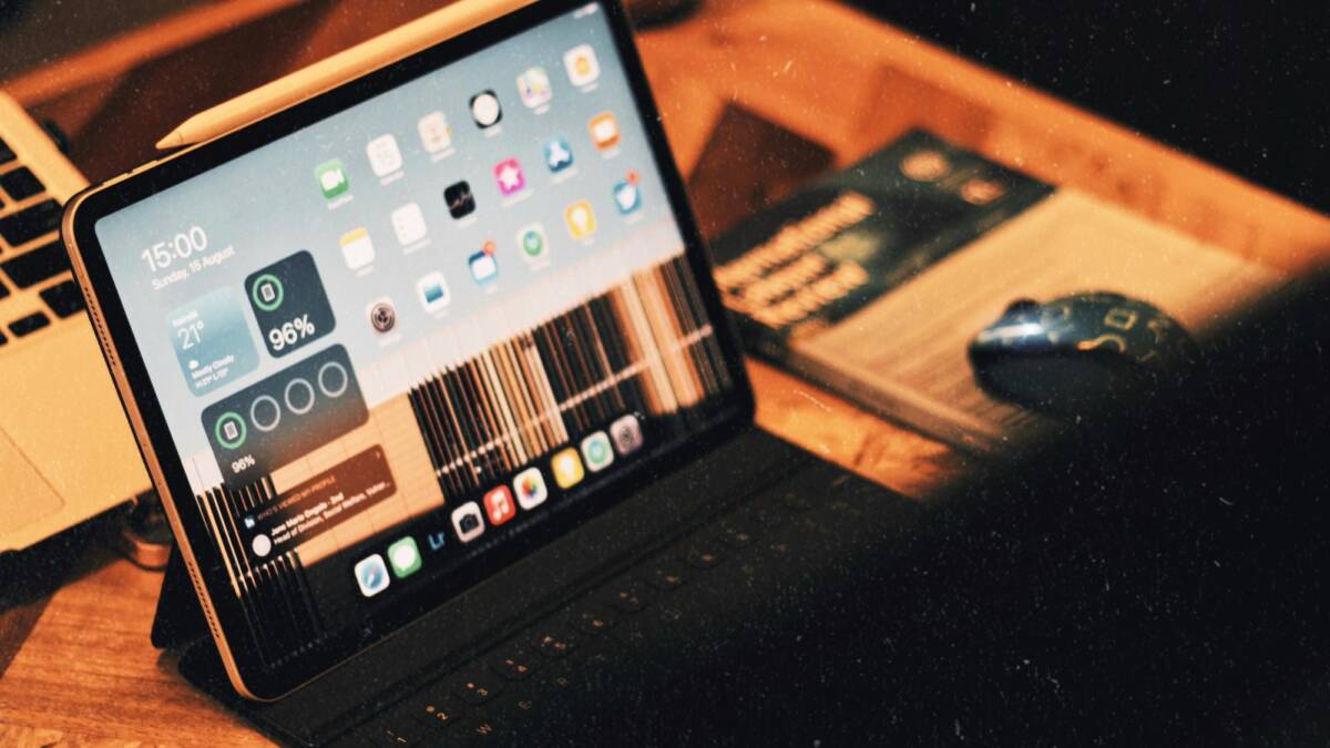 Apple может выпустить смарт-хаб HomePad с 7-дюймовым экраном осенью 2026 года