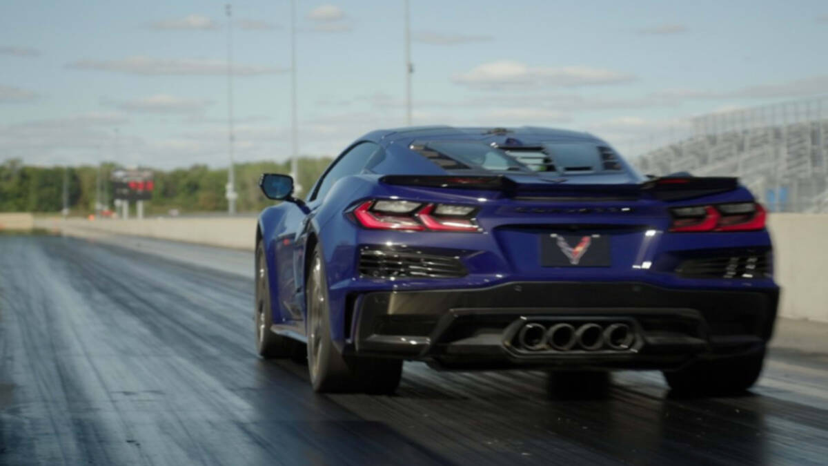 Corvette ZR1X с рекордной мощностью нарушает правила NHRA по уличным автомобилям