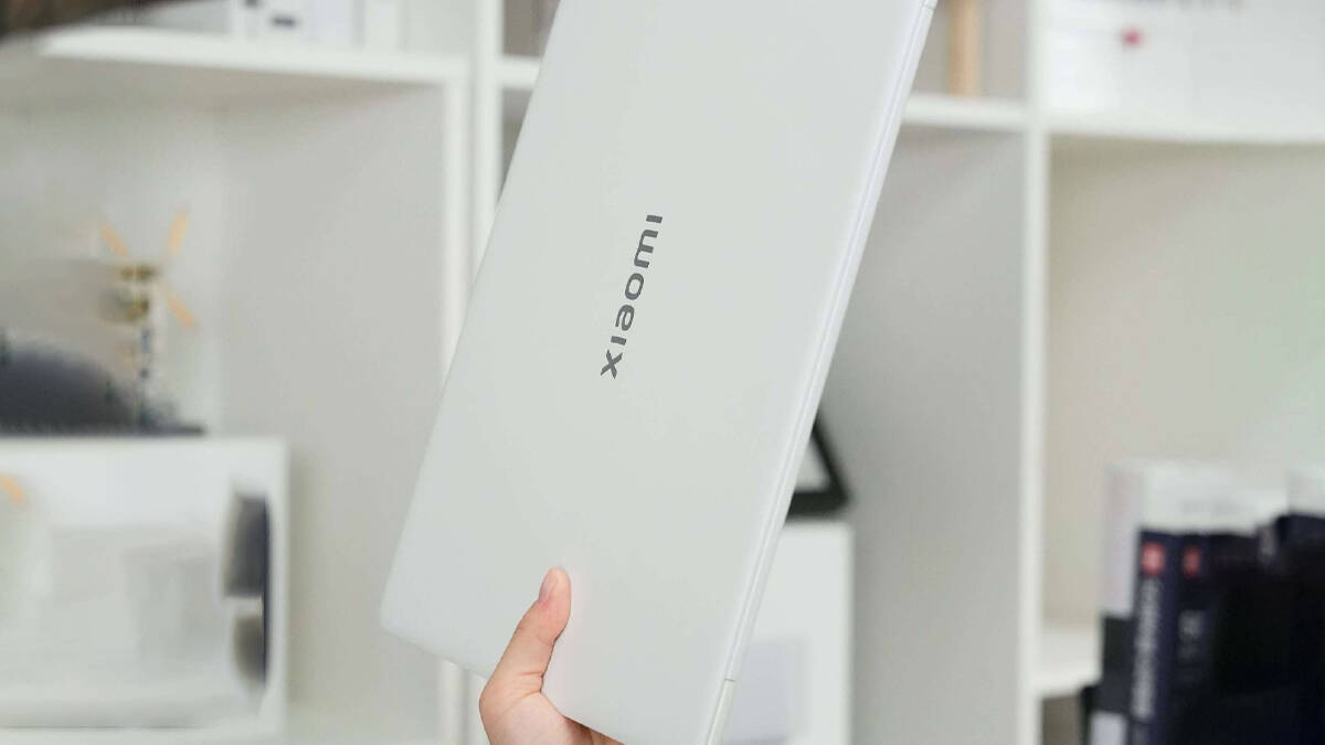 Xiaomi представила ноутбук Book Pro 14 с процессором Intel Panther Lake и мощной графикой Arc