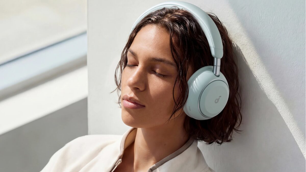 MWC 2026: Anker Soundcore Space 2 — обновлённые наушники с 70 часами работы и улучшенным шумоподавлением