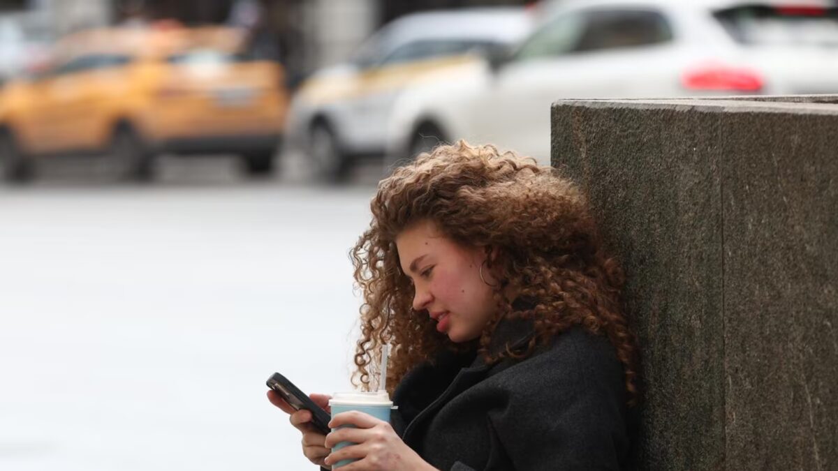 На «Госуслугах» появится жалоба на просьбу выключить VPN