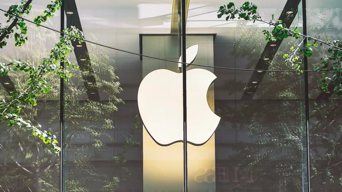 Apple выступила против новых правил учёта чистой энергии