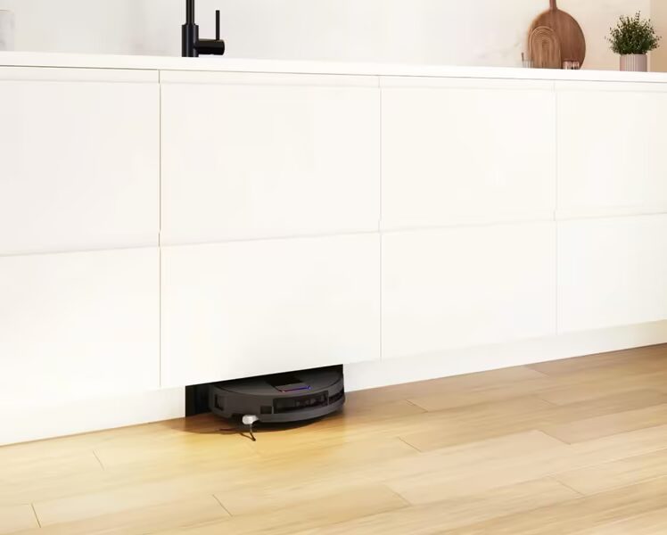 Bosch и Ecovacs спрятали робот-пылесос в кухонный шкаф