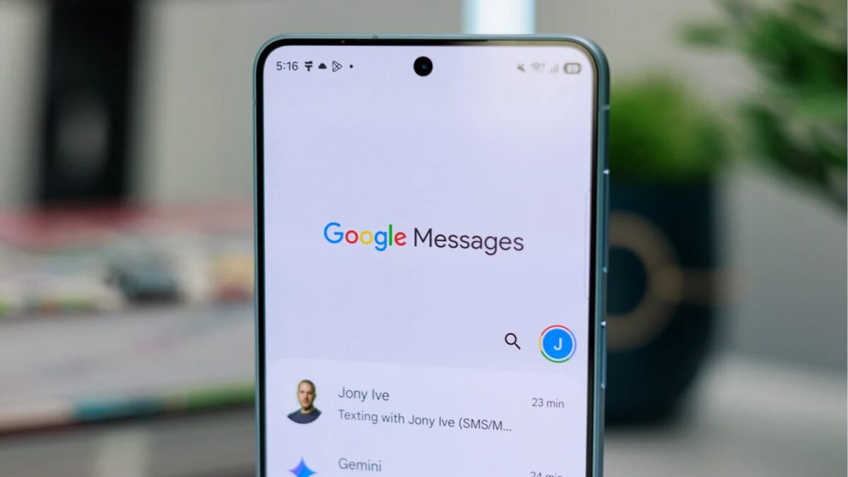 Apple не объединила мессенджеры, хотя могла