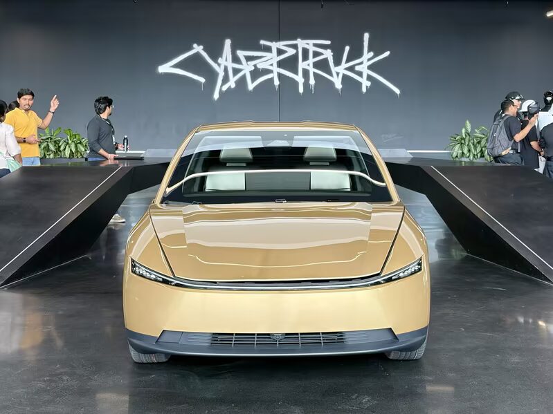 Tesla начала выпуск Cybercab с VIN Zero