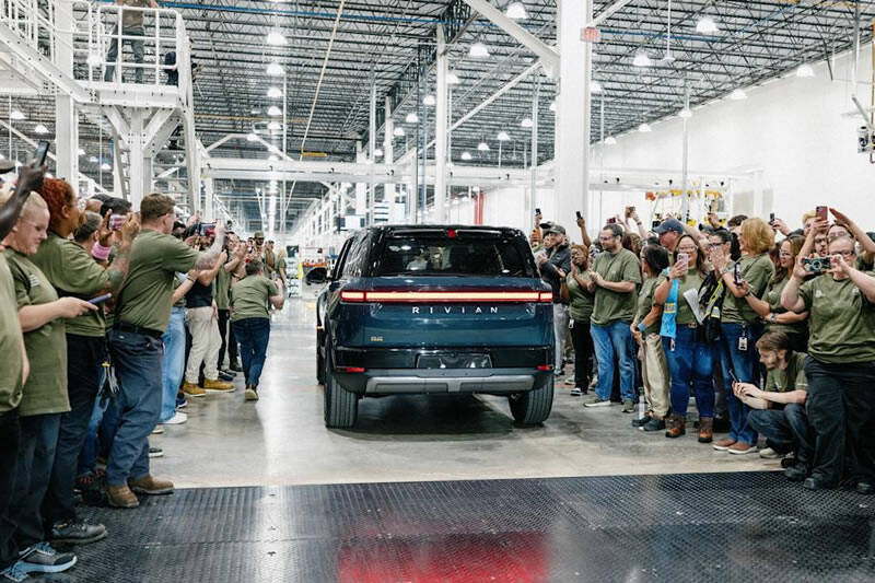 Rivian запустила сборку R2, но дешёвую версию придётся ждать