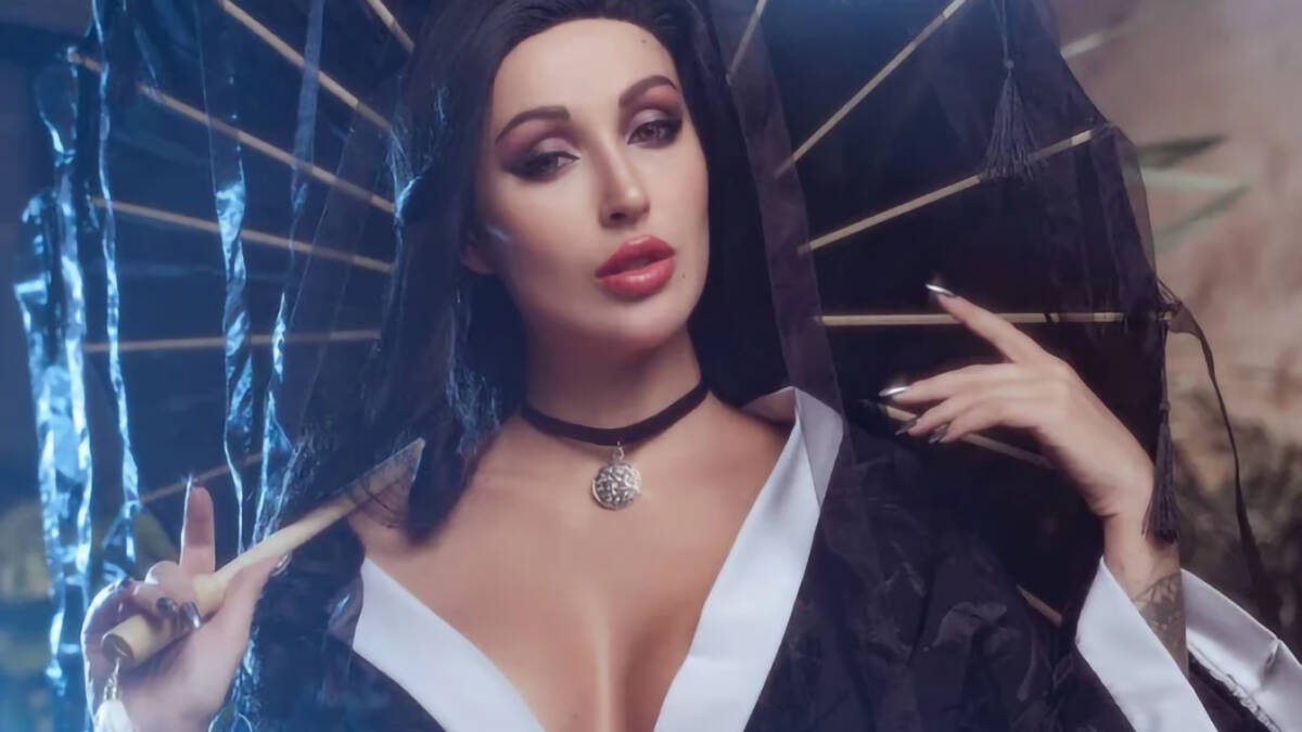 Косплей Йеннифэр из The Witcher 3: Wild Hunt в кимоно от Леры Химеры 18+