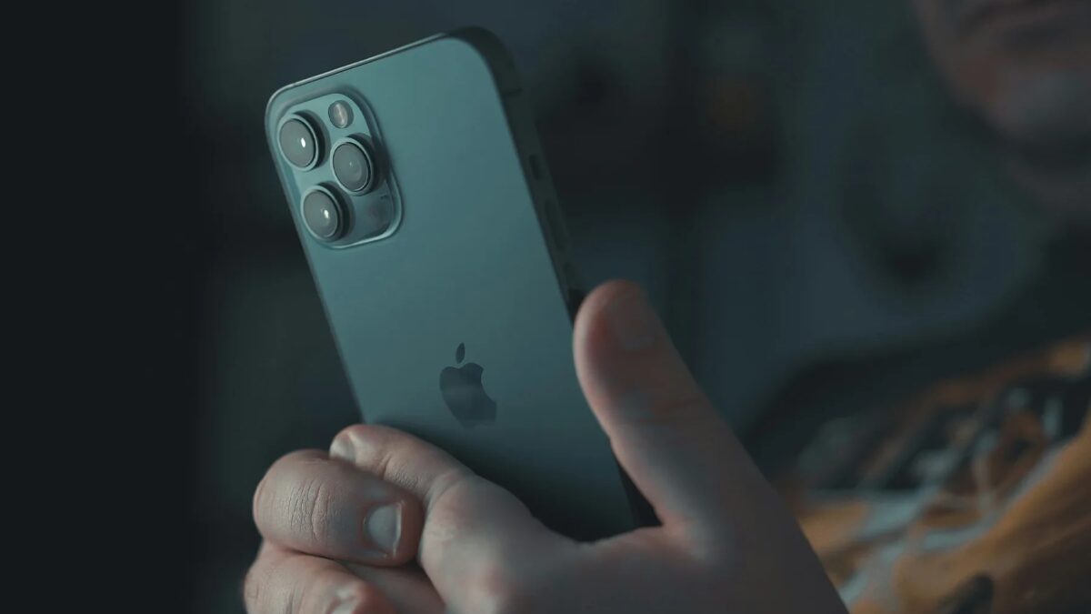 Safari в iOS 27 научат собирать вкладки в группы автоматически