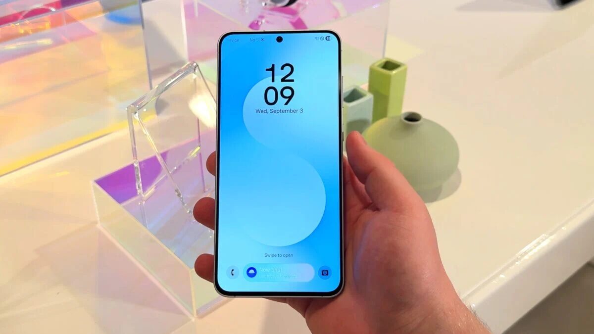 Samsung добавила уточнение отпечатка в Galaxy S25 FE
